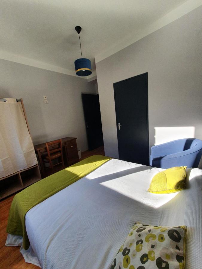 Chambre Privee Du Majestic Saint-Affrique Ngoại thất bức ảnh
